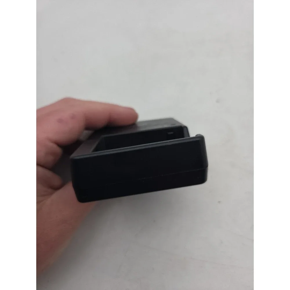 Genuine Original Nikon MH-24 Charger for EN-EL14 Battery D3100 D3200 D3300 D3400